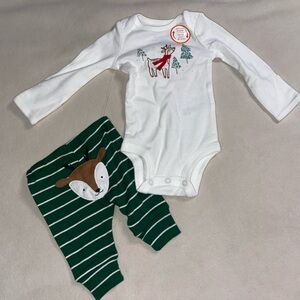 Carter's White‎ and Green Reindeer Matching Set